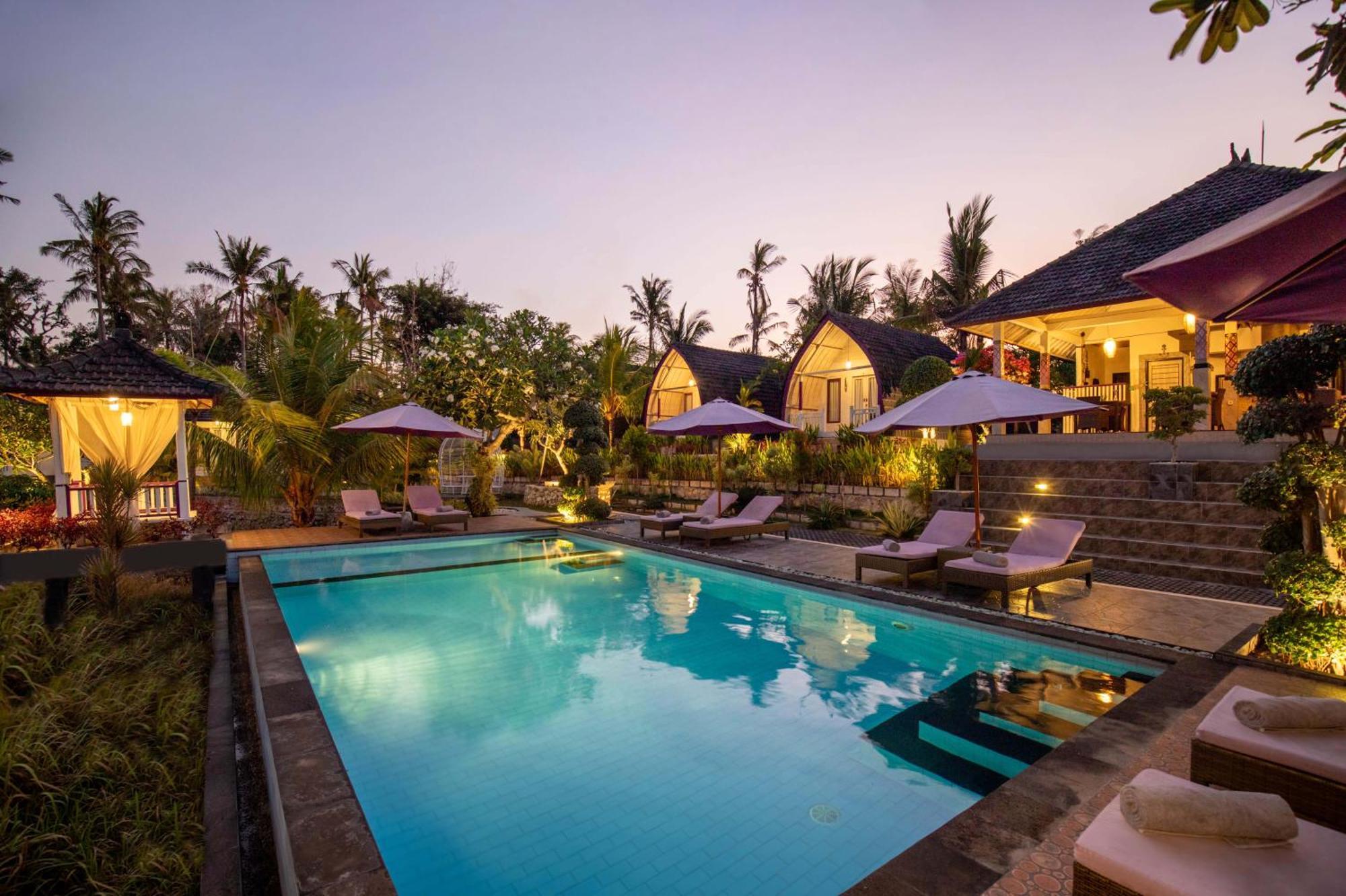 Akusara Jungle Resort And Spa Batununggul Exterior foto